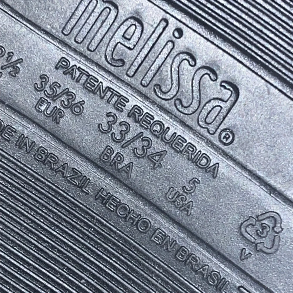 Melissa size adjustable